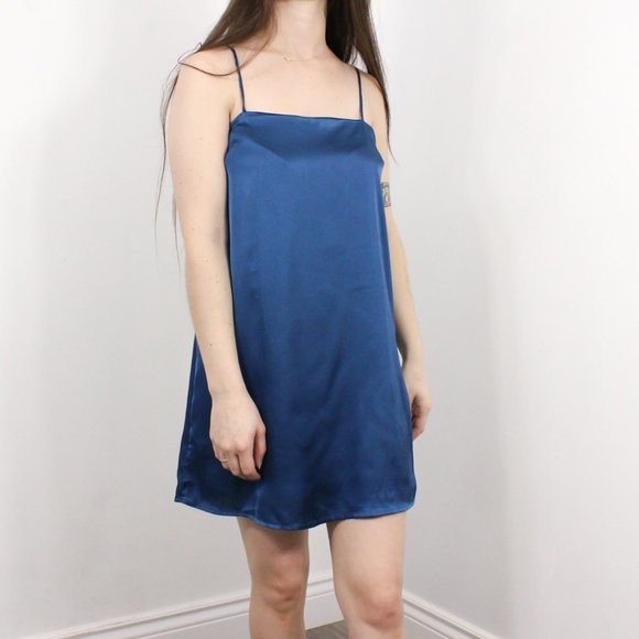 *Revamped Slip - Picture 1 of 4